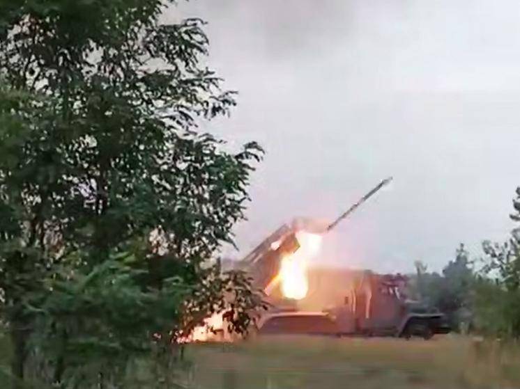 俄罗斯终于熬出头，突破红军城超出预料，俄军即将打出俄乌结局？