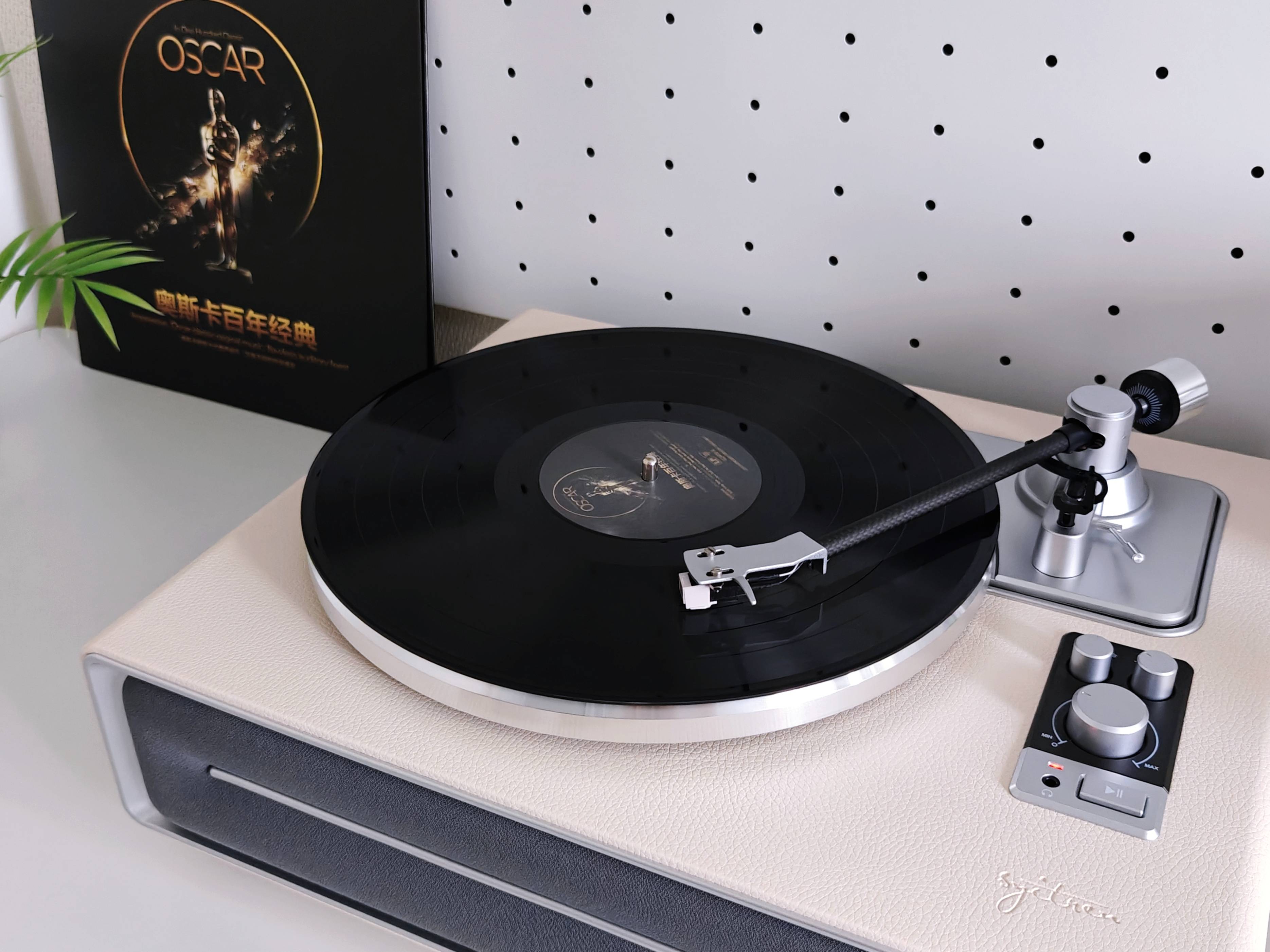 现代美学邂逅复古时光,被音乐治愈的慢生活