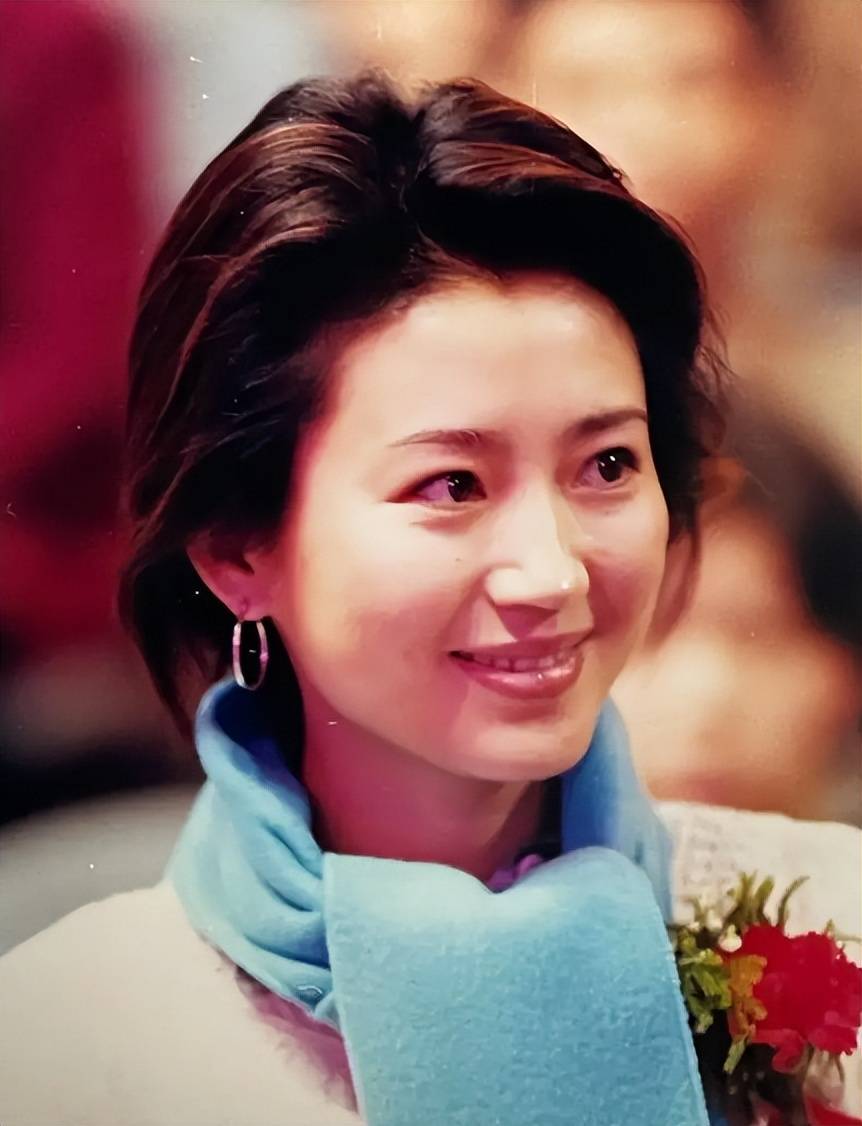 央视著名主持人王小丫:久病缠身多年,病床上一段留言引人泪目