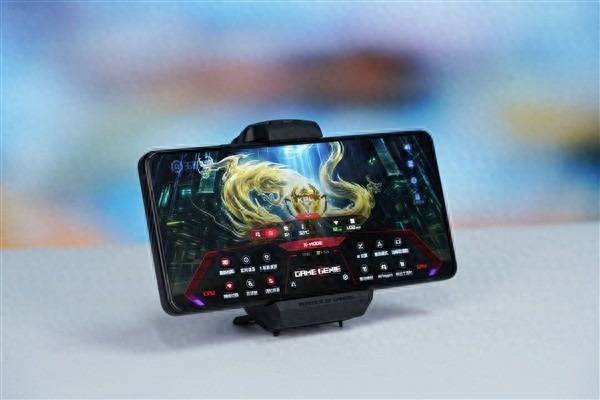 小米电竞手机再曝，165Hz高刷屏+9千大电池+玄戒新U？有点心动 
