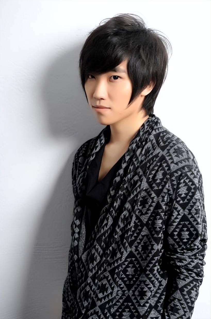 徐良经典歌曲回忆杀!90后的青春bgm,如今再听依旧泪目!