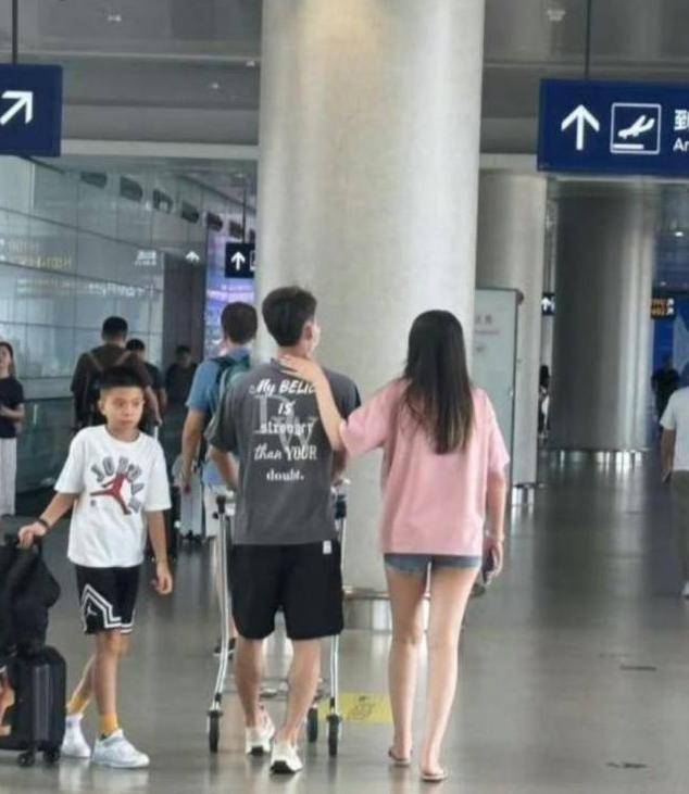 热搜全被占！徐杰陷赌球出轨风波，杜锋爱徒要凉？