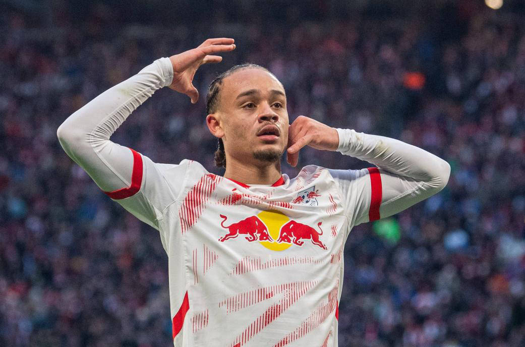 一日英超動態(tài)：曼聯(lián)否認引進世界頂級門將，切爾西即將簽下新教練