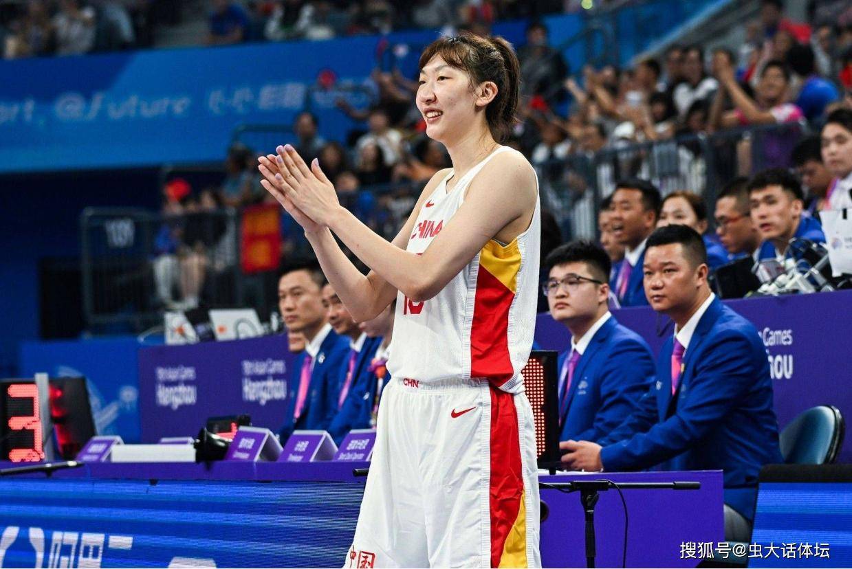 全运会女篮资格赛！四川女篮110