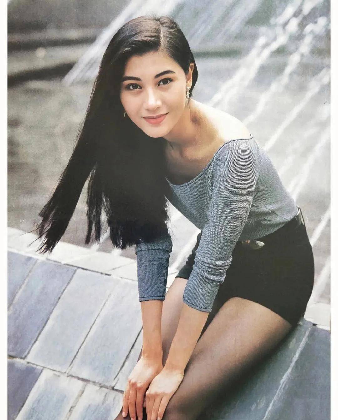 两大女神同框!关之琳与李嘉欣亮相刘德华演唱会