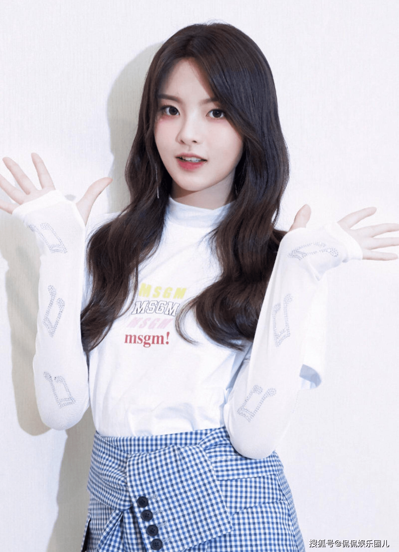 25岁杨超越,真性感啊!