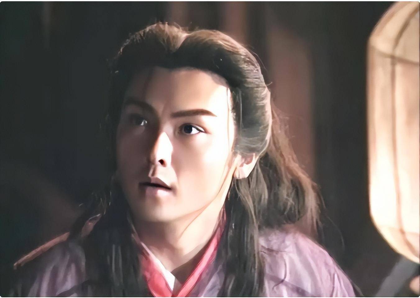 他帅过黎明郭富城,巅峰期高调结婚,现在却变成糊咖,可太幸福了