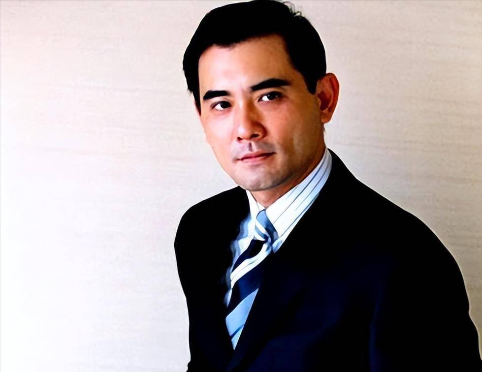 赵文瑄:出道零绯闻,独居乡下800平方米的大别墅,64岁未婚未育