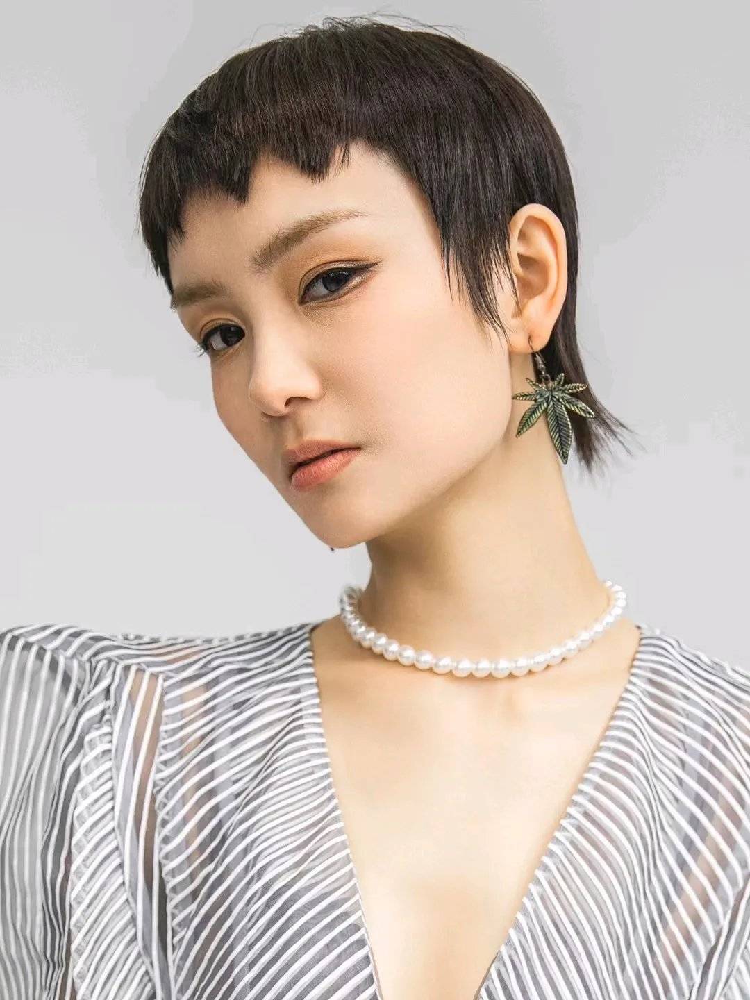 超短发剪短的是头发觉醒的是气场