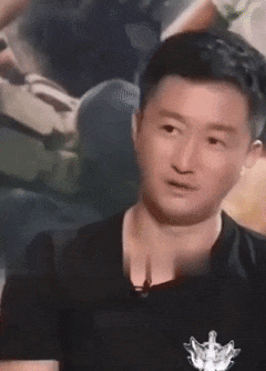 枪炮是不长眼的!世界渲染大赛吴京抽象表情包!