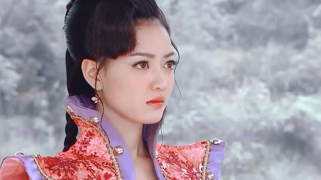 以前雷剧里的造型也是令人惊艳的存在