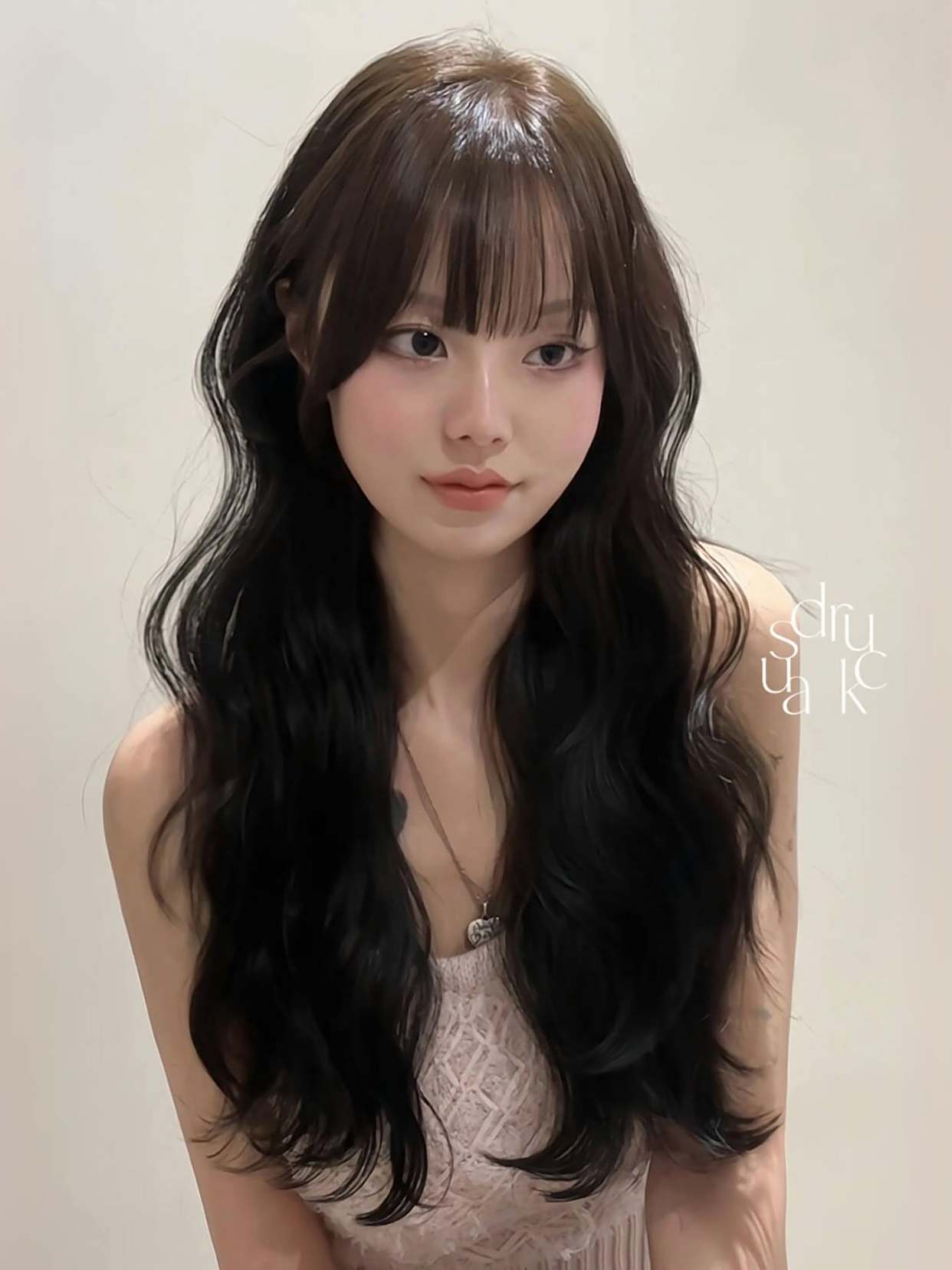 长发氛围感杀疯了这几款发型谁剪谁美