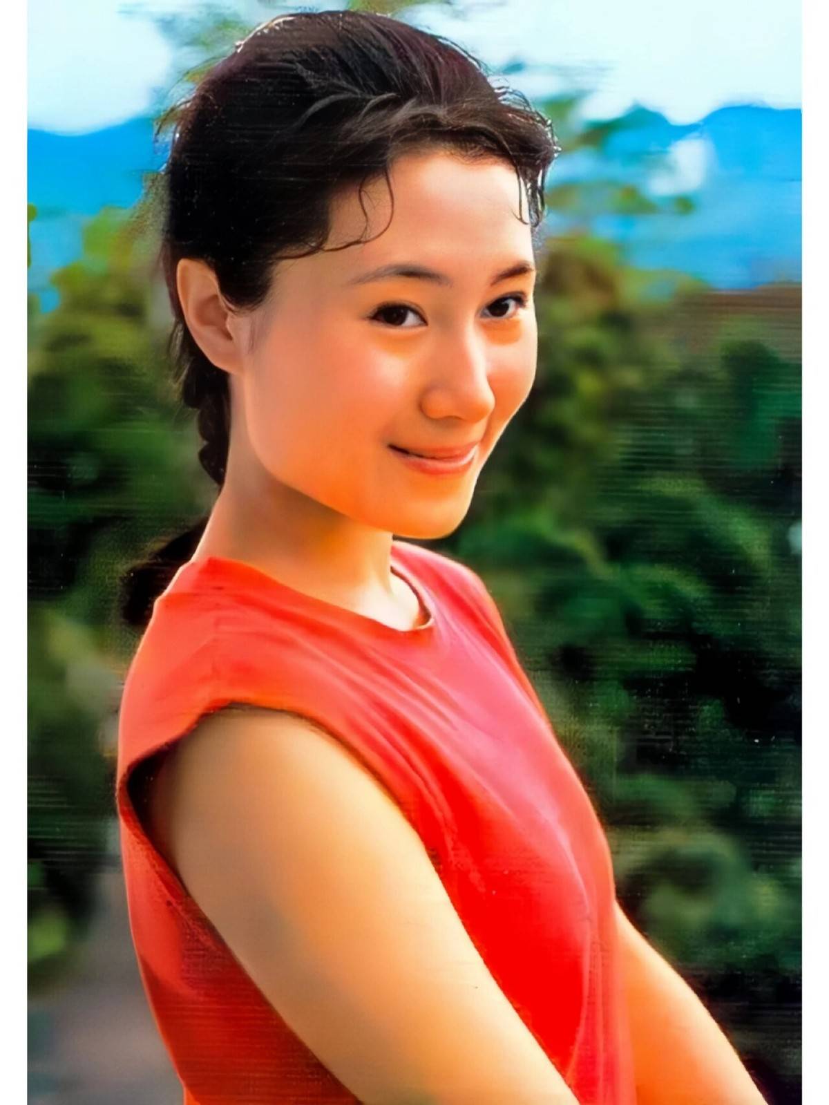 如今63岁的丁岚定居北京虽然感情生活空白儿子也和她疏远但她依然