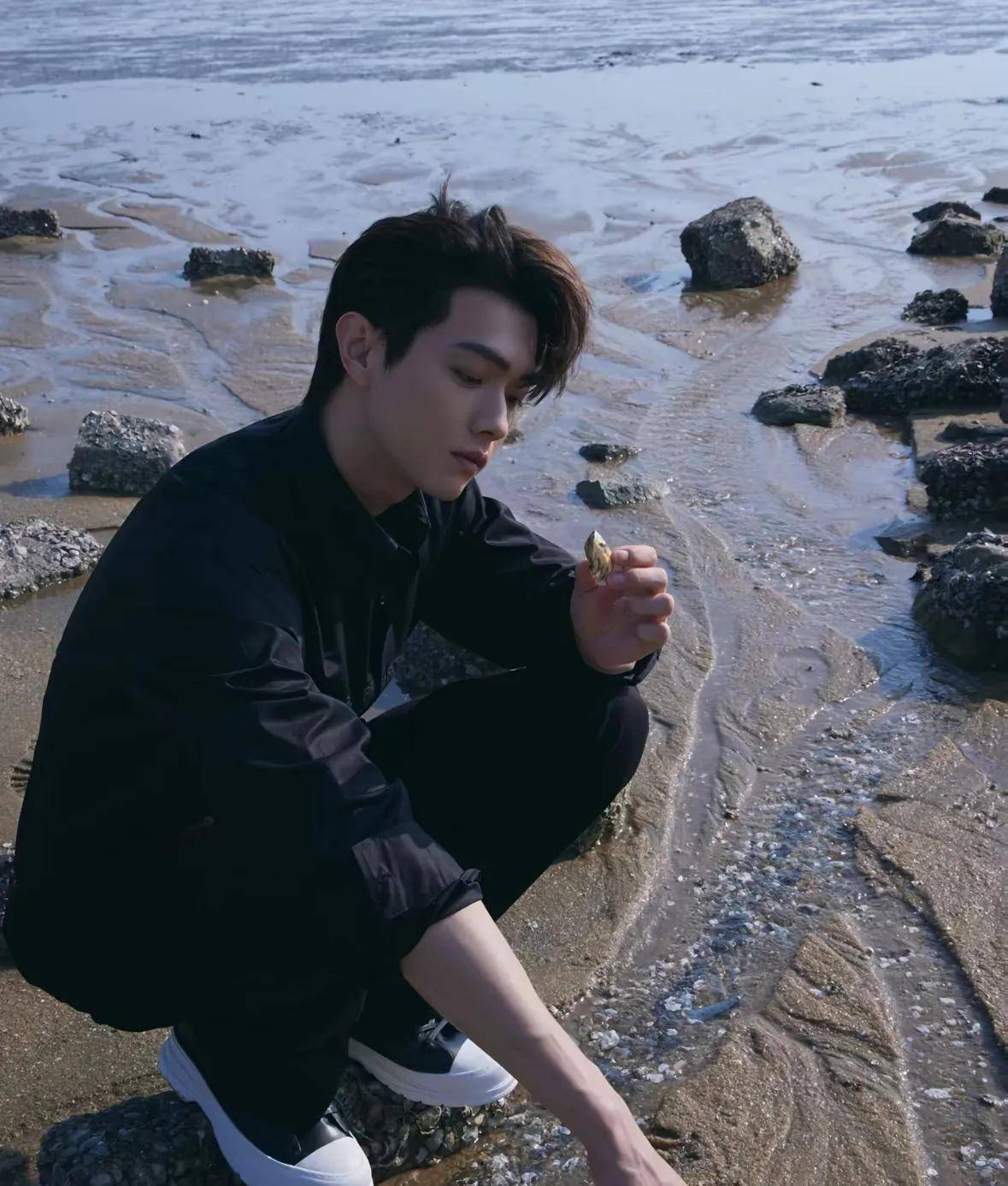 那么,对于许凯与杨超越的这部新剧,您又是否感到兴奋呢?