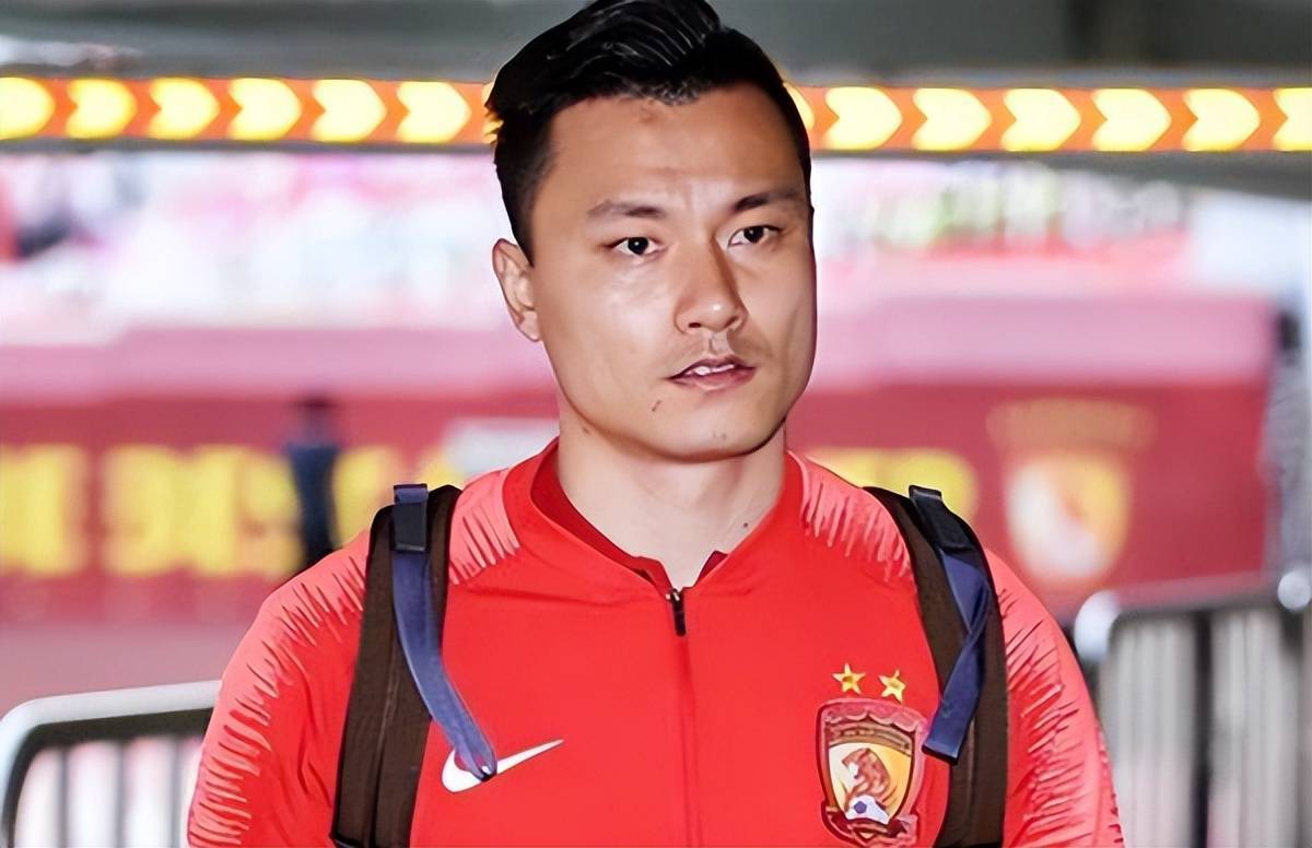 喜讯！国足名宿郜林解锁新角色，成功转型成女足教练，未来可期