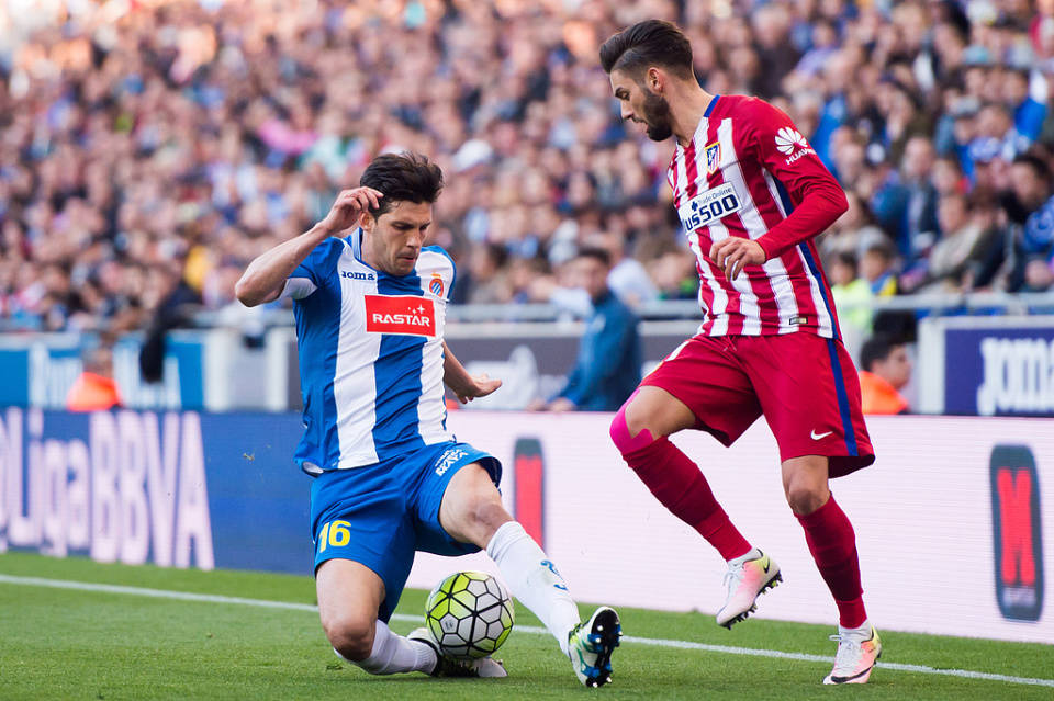 西蒙尼笑了!马竞表面说不买人,其实在搞大事情?