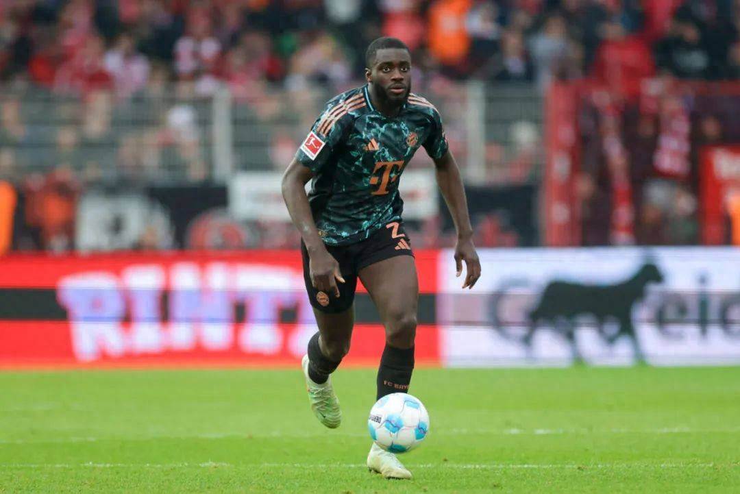 拜仁中流砥柱续约停滞!皇马计划明夏免签!巴黎曼联有意竞争