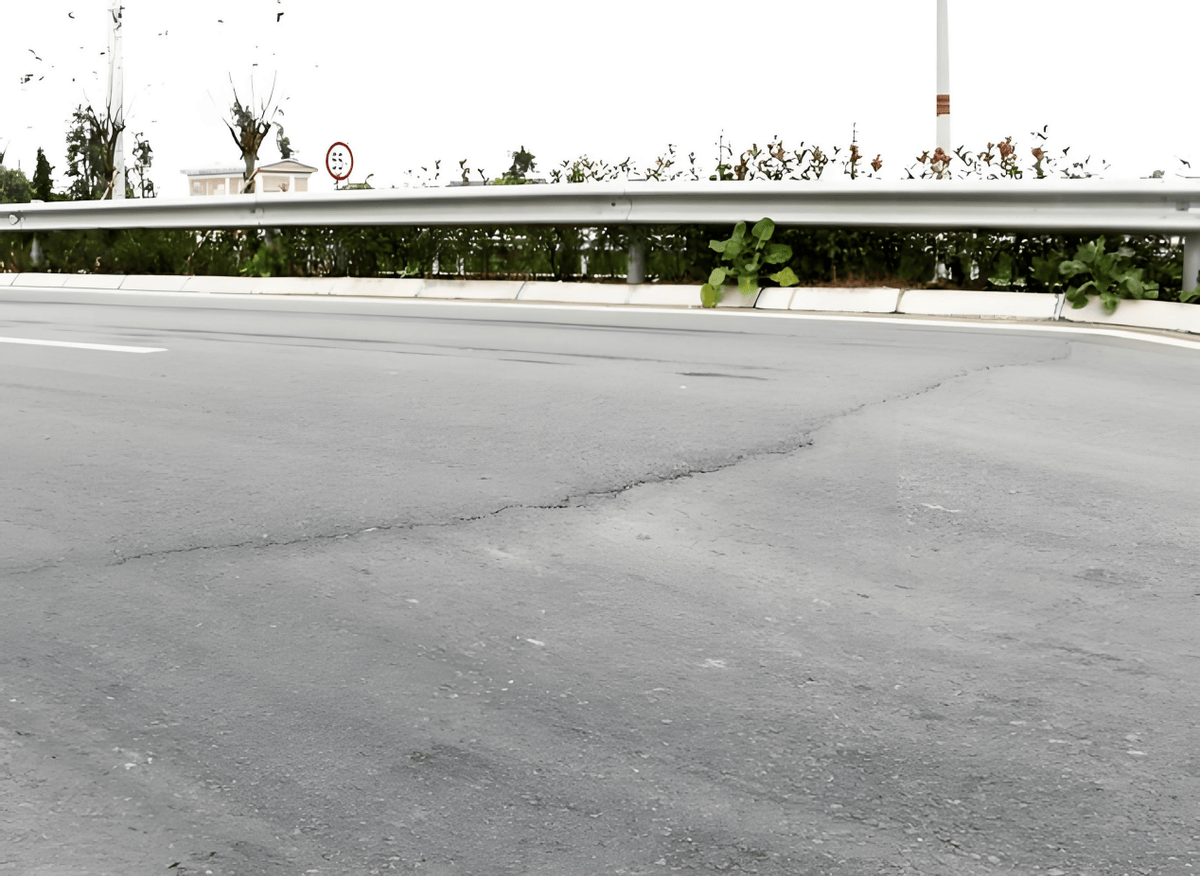 无人机桥梁巡检之桥头跳车"顽疾"破解指南:从沉降控制到长效养护