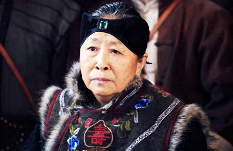 真相终于浮出水面,"丑娘"张少华这一生,不该只剩下骂名