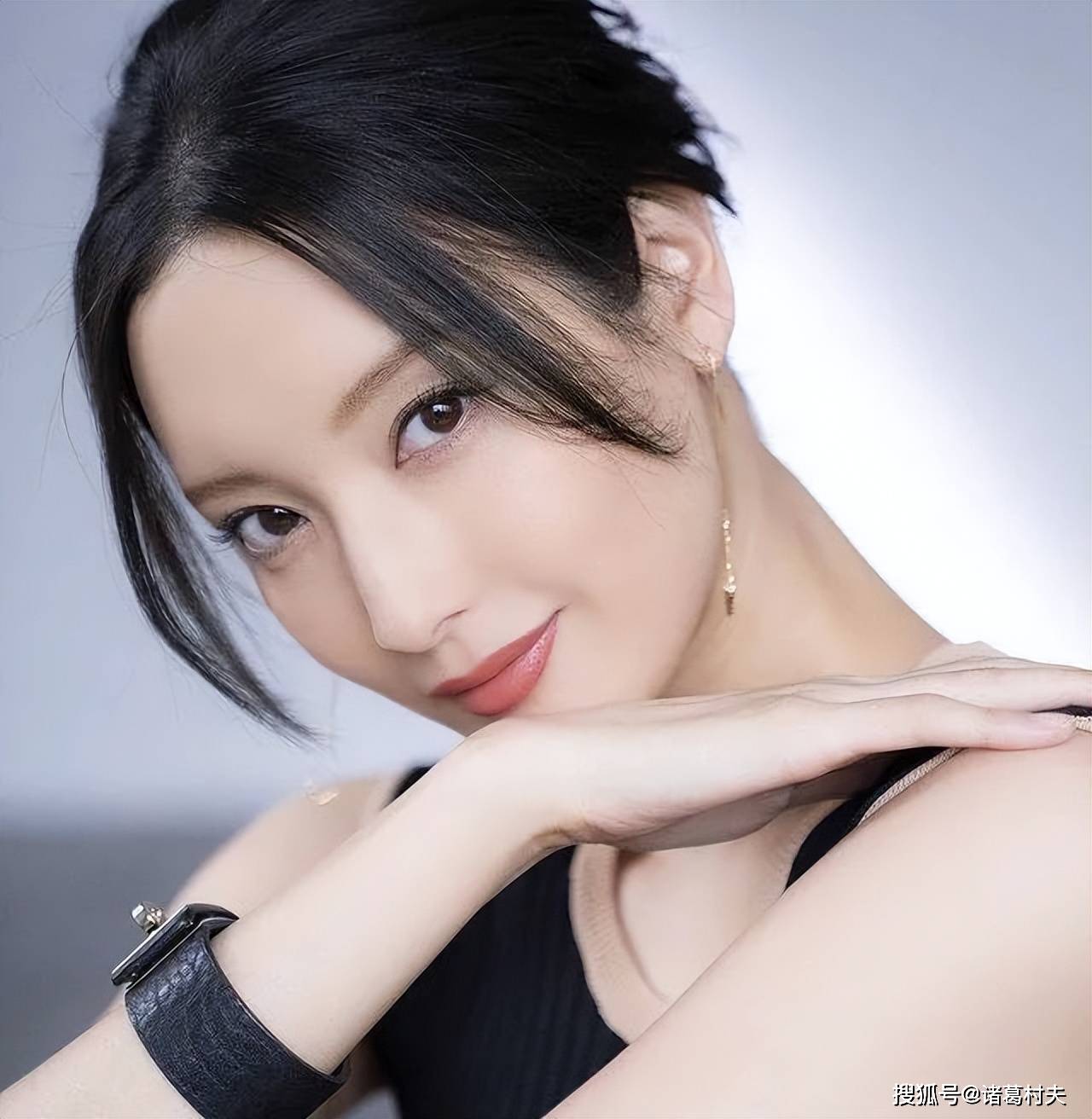 菜菜绪壁纸