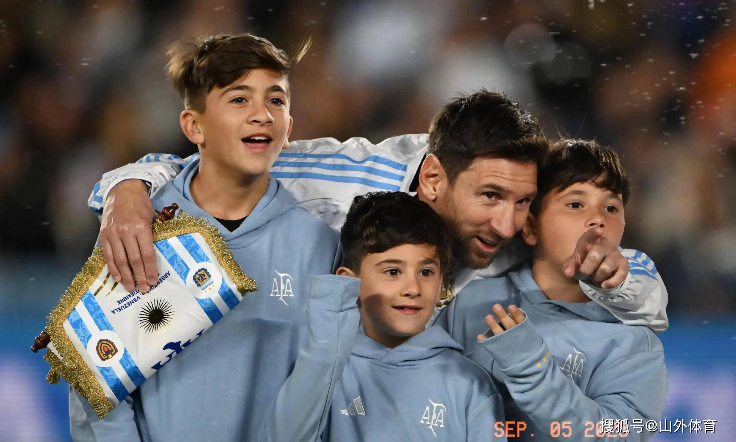38岁梅西主场告别战!阿根廷3