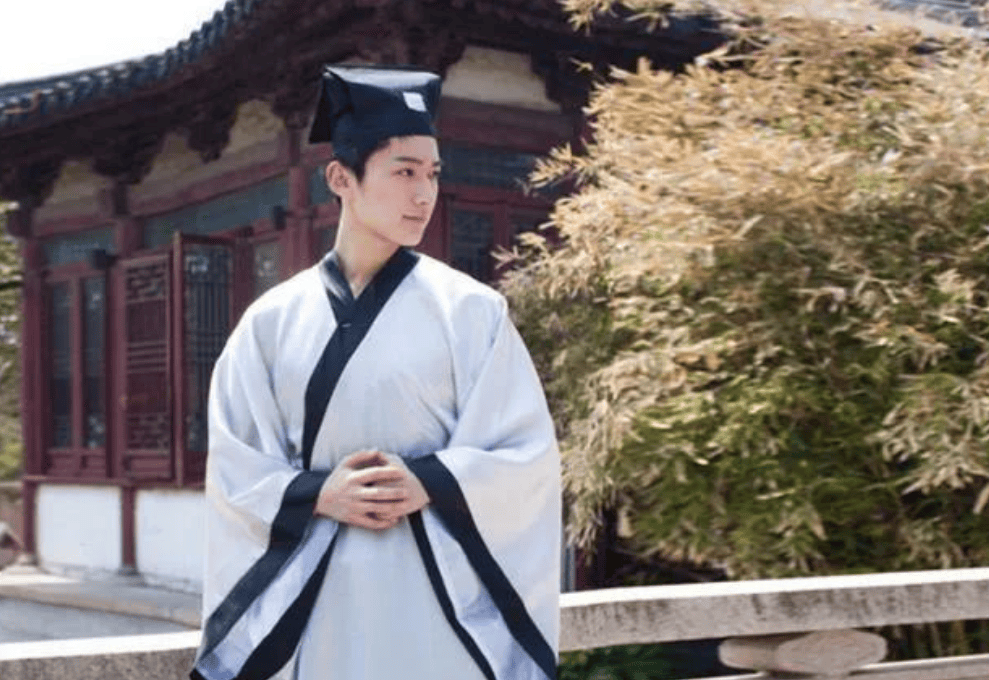古代秀才一年收入多少或许和你想的不同,混得好也能过上小康生活