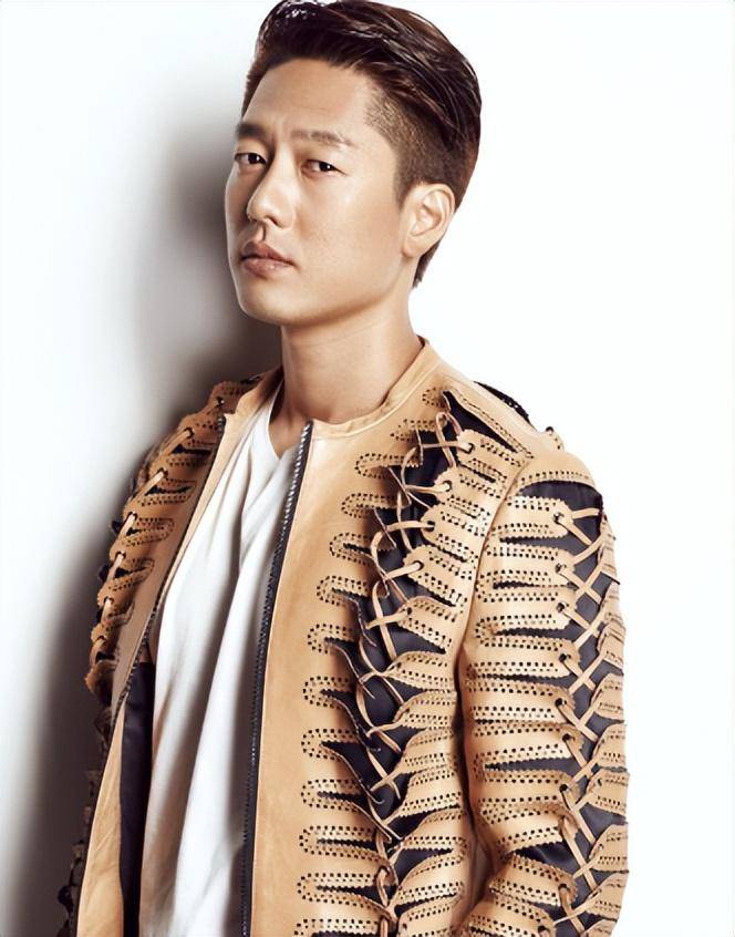 回头再看姚晨何凌潇肃,才知道或许离婚才是完美的选择