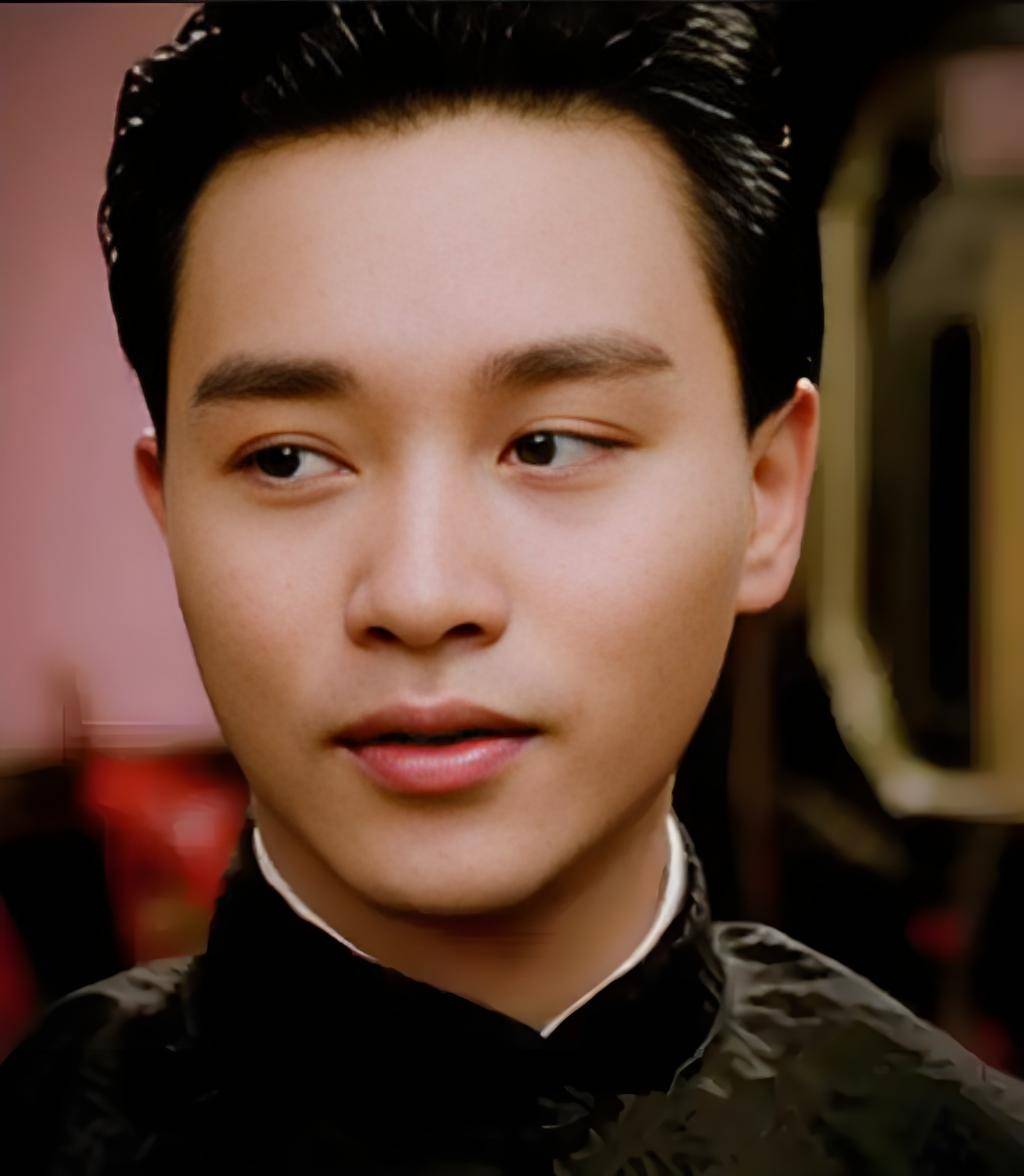 张国荣:风华绝代的背影与22年的思念