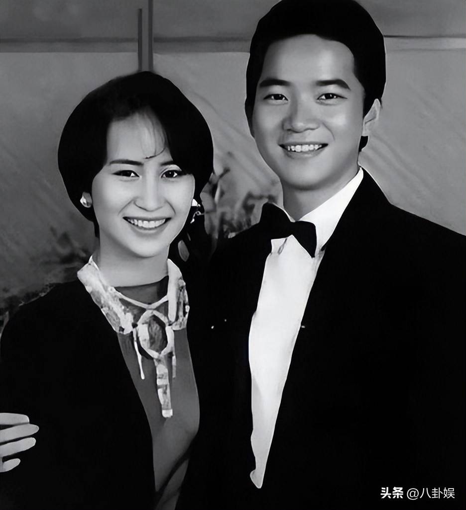 16年后看何超琼,李嘉欣,才知道许晋亨真拎不清