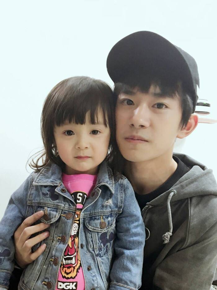 奇迹笨小孩易烊千玺的原型:19岁创业有40亿身家排名富豪81名