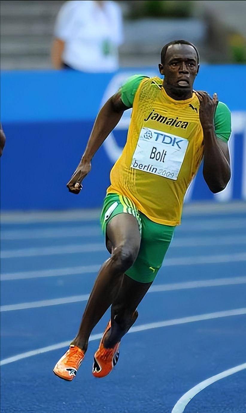 闪电难挡岁月!39岁博尔特专访:现在不跑了,连爬楼梯都气喘吁吁