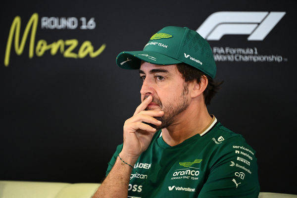 阿隆索2026年或退役：F1传奇车手的巅峰谢幕计划