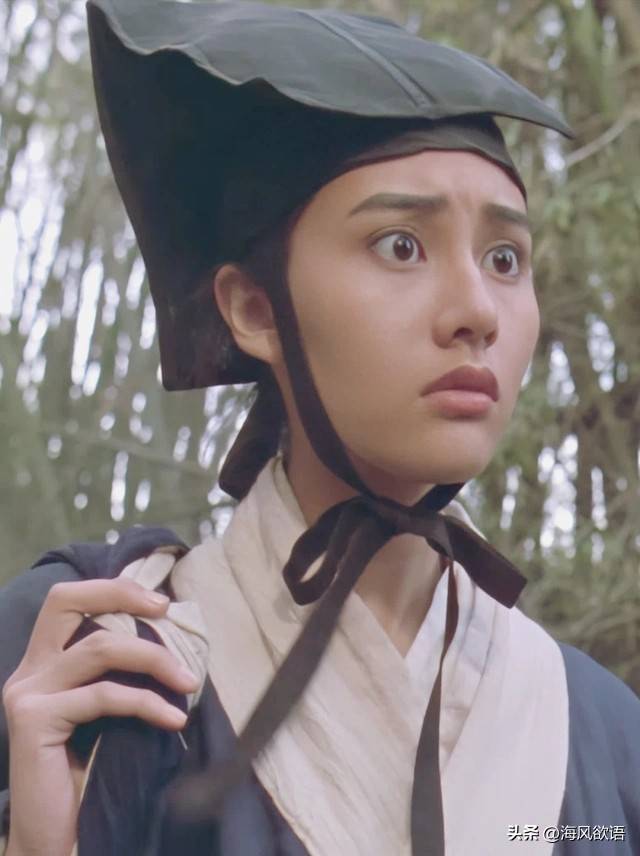 李嘉欣现身海港城,爱马仕疯狂扫货,4大袋战利品拎出豪门底气