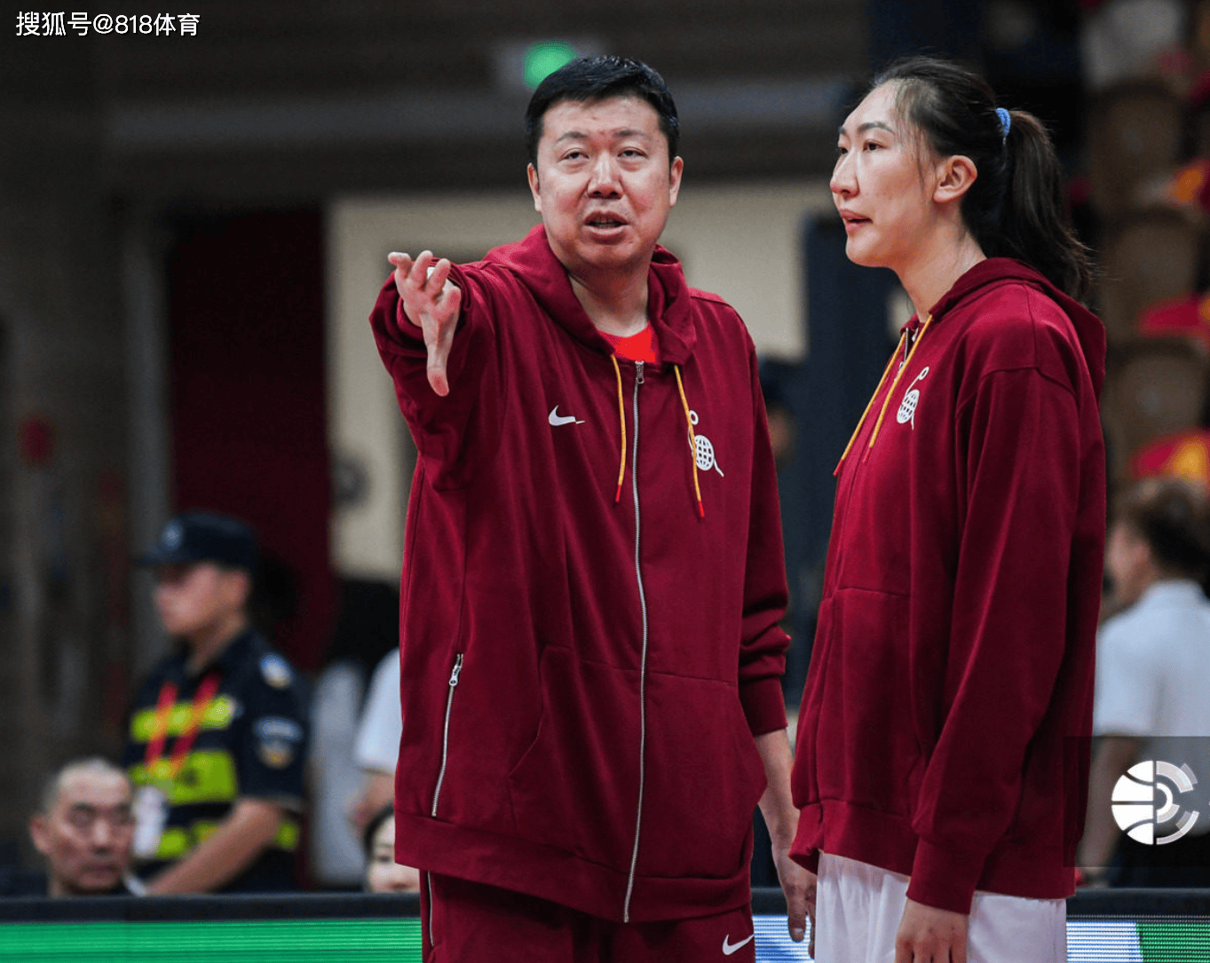王治郅加盟中国女篮教练组，专注提升韩旭与张子宇内线技术