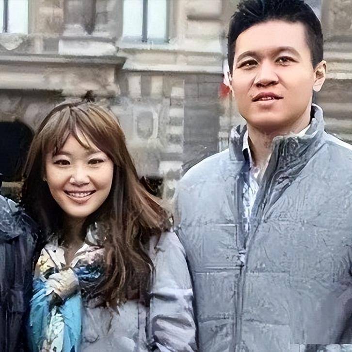 李禾禾:父亲是外交部部长,妻子出身名门,他却不靠家人靠自己