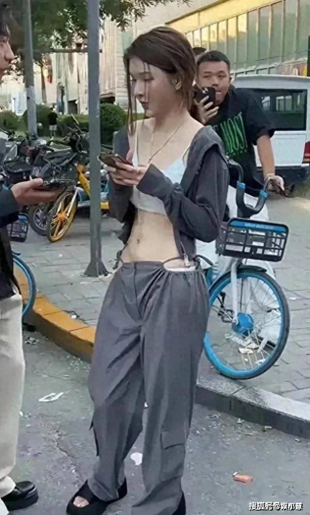 那褲子說是「遮羞」 !!??  Fashion 與妳分享