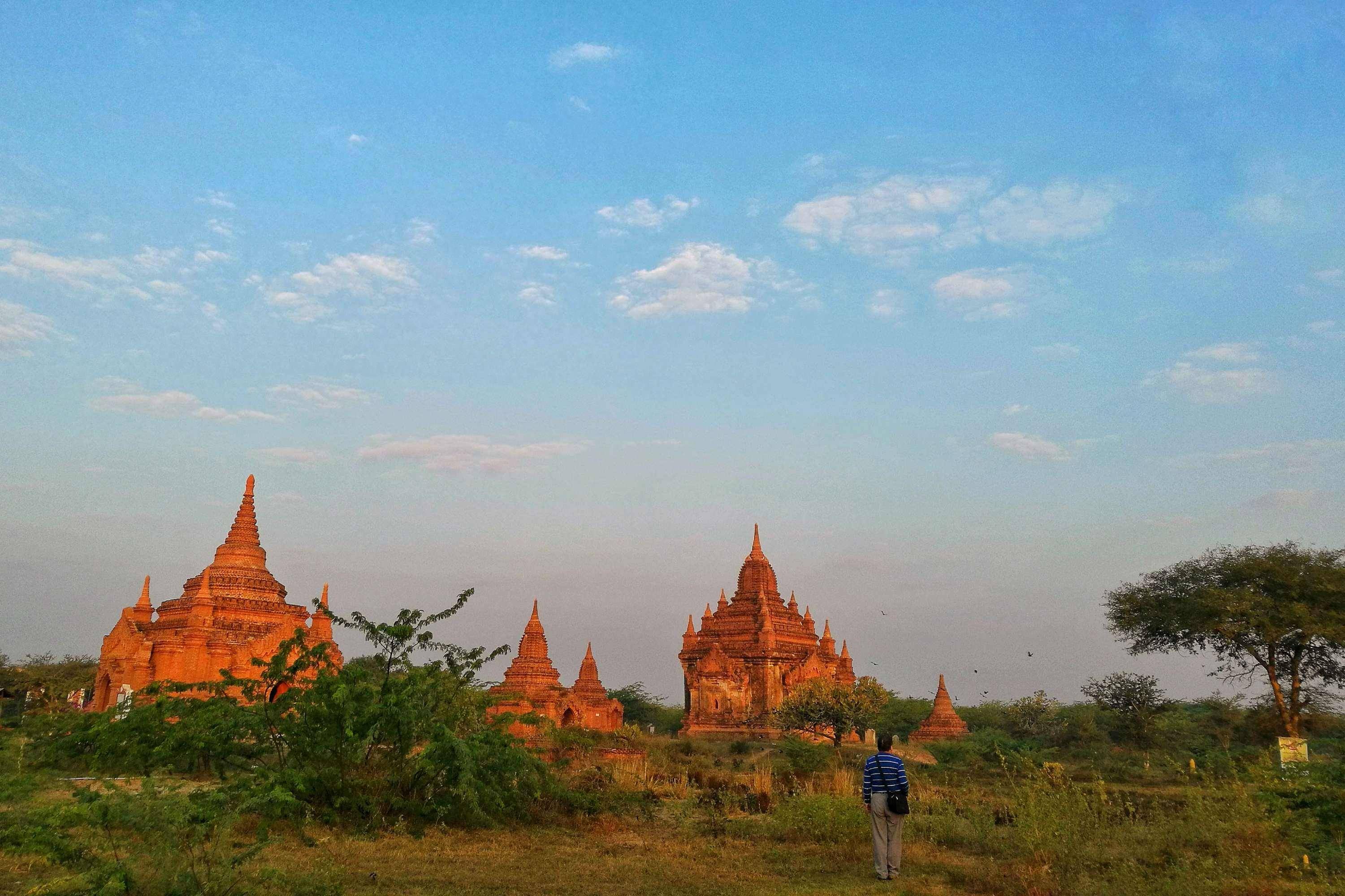 进入第二阶段后,自由老挝试图通过和平方式实现国家整合