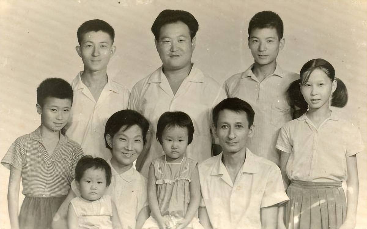 这些优秀的配音演员,如苏秀,邱岳峰,李梓,毕克,刘广宁等人,通过精湛的