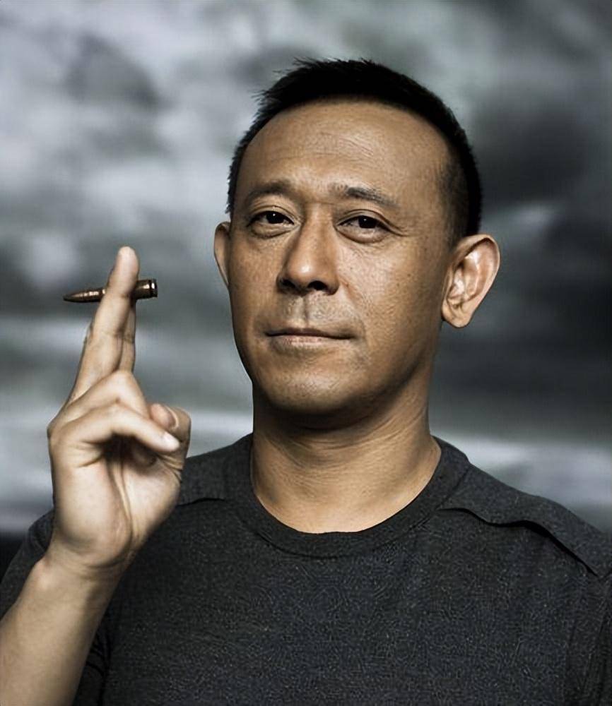 姜文:用演技征服了观众,却一直没得到母亲的认可