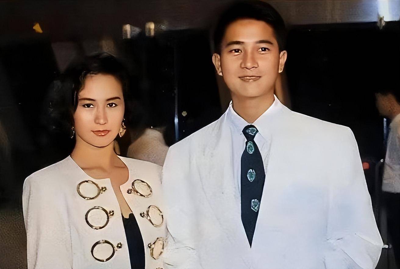 16年后看何超琼,李嘉欣,才知道许晋亨真拎不清