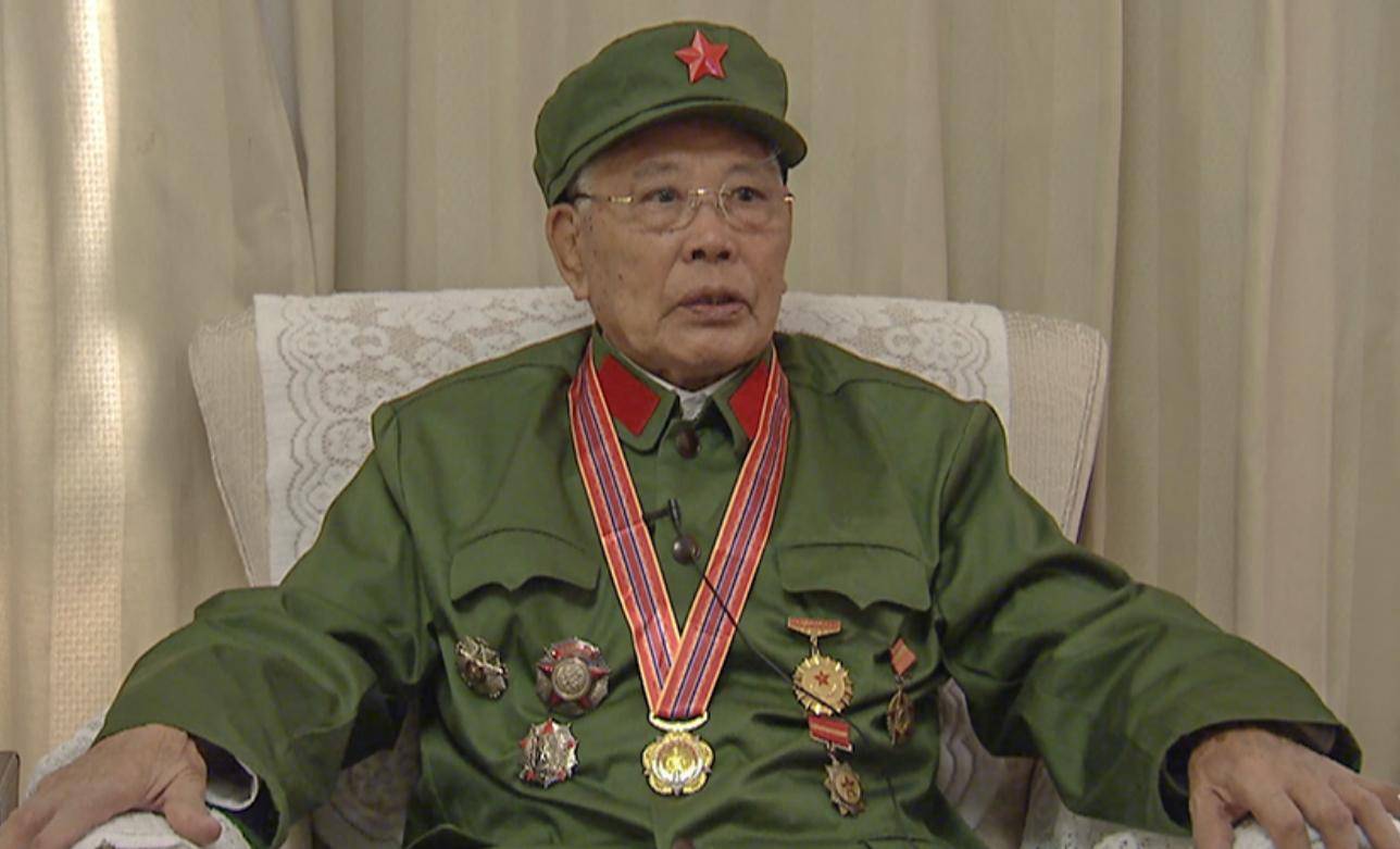 李延年凭什么能和袁隆平,钟南山等人相提并论,获得共和国勋章?