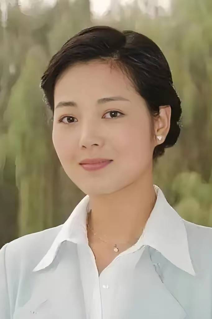 王茜华:曾经红极一时,代表作当家女人,如今患病让人认不出来