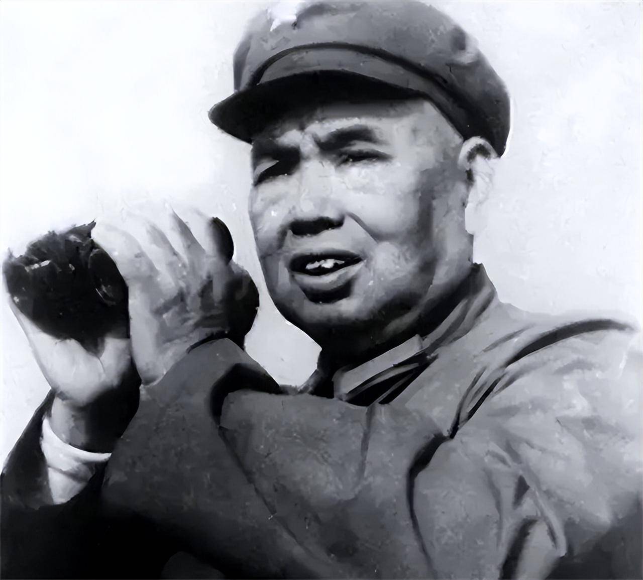76年他是60军军长,因一句证词引起全军瞩目,提为大军区副司令员_张明_南京军区_丁盛