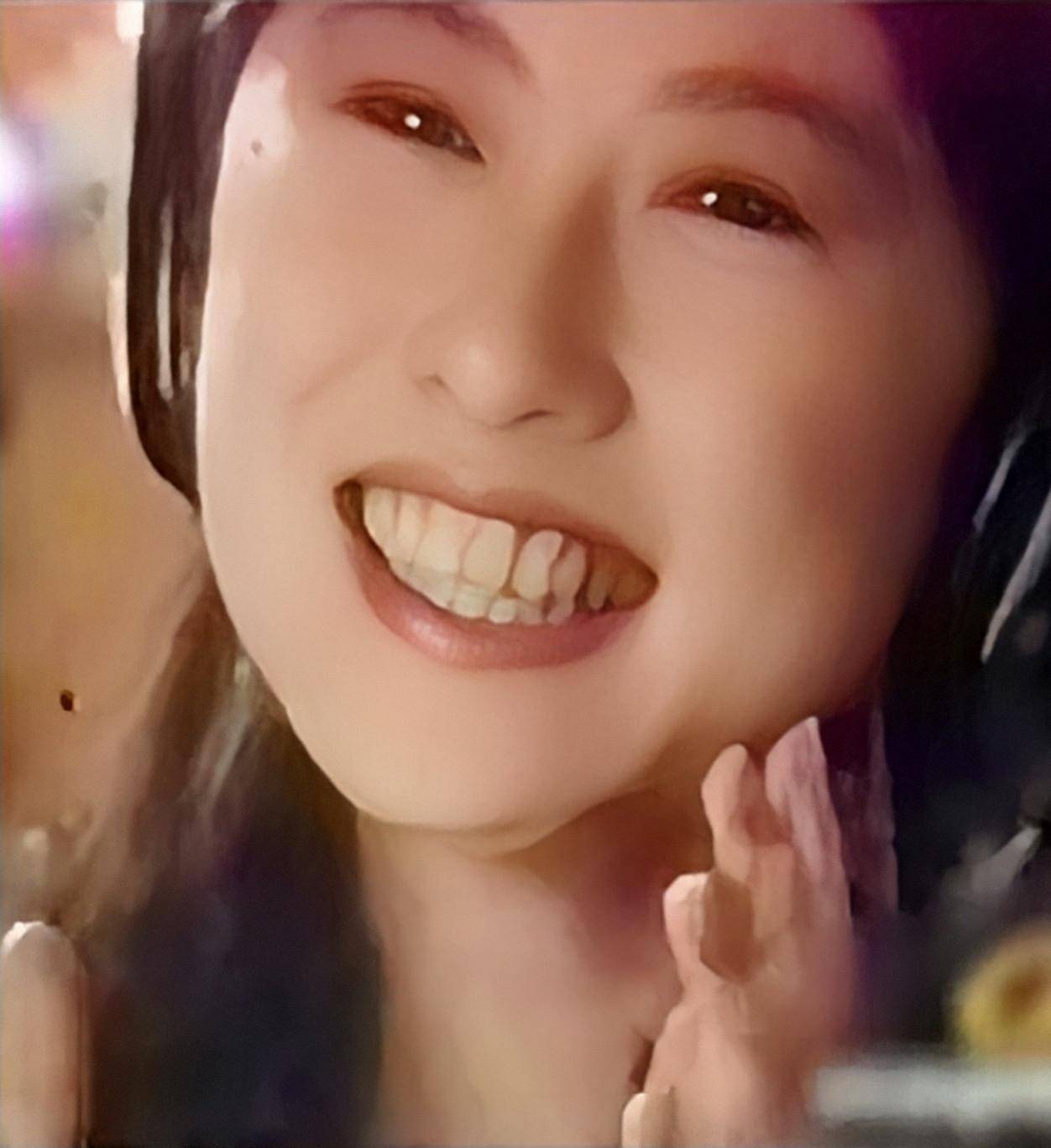 "潇洒歌后"叶倩文:35岁嫁给大13岁的林子祥,结婚28年恩爱如初