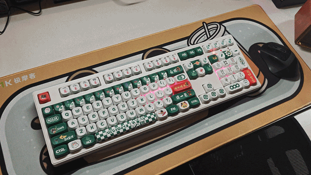 格之格GK108无线机械键盘:办公桌上的“麻将搭子”