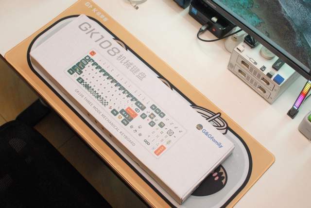 格之格GK108无线机械键盘:办公桌上的“麻将搭子”