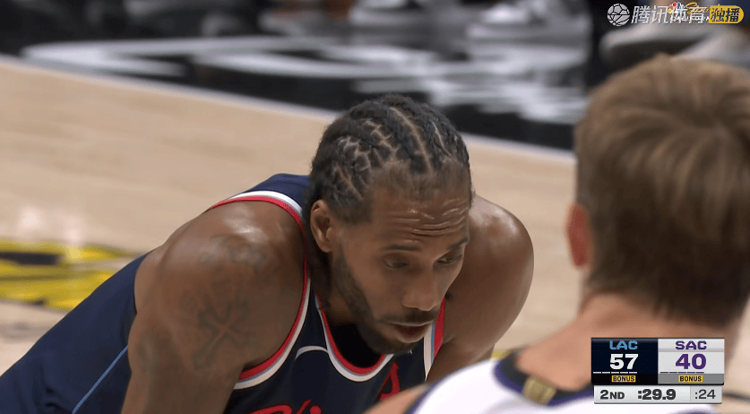 快船大胜!小卡15+2+2<strong></p>
<p>快船</strong>,保罗8+10,赛后德罗赞走向快船替补席 快船大胜!小卡15+2+2,保罗8+10,赛后德罗赞走向快船替补席