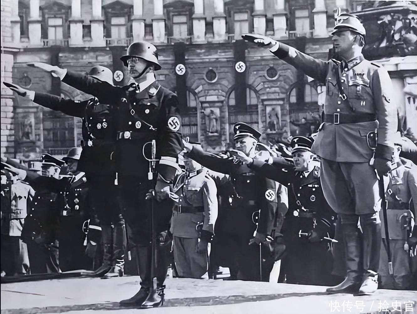 希特勒上台后,揭不开锅的德国突然有钱,钱到底哪里"变"来的?