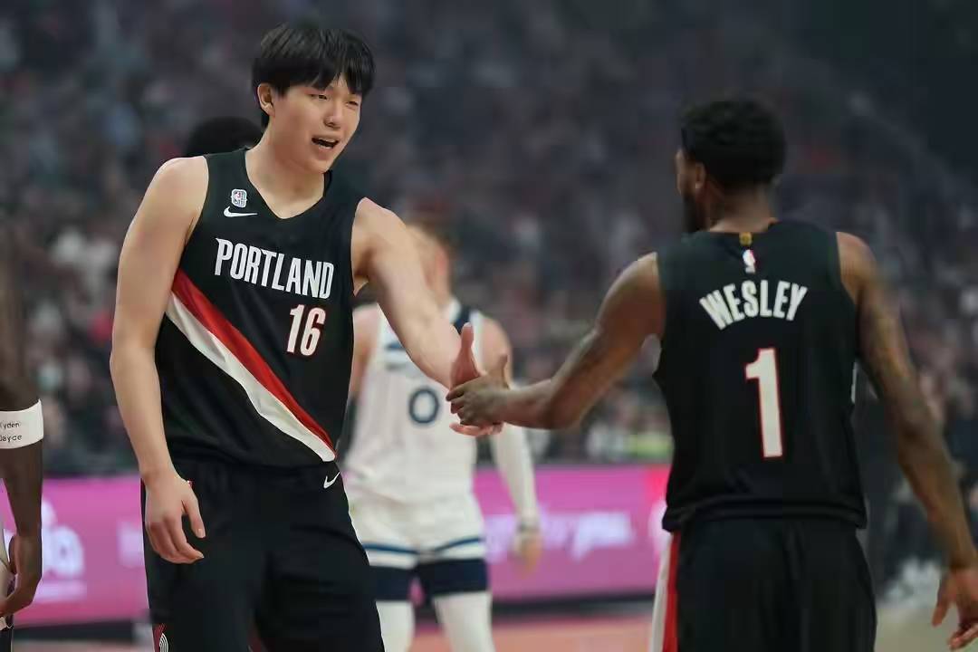 国内球员NBA首秀都拿多少分？姚明表现不如杨瀚森，阿联得分最高