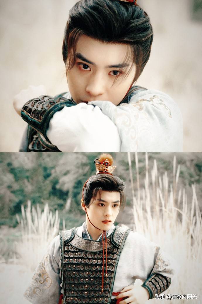 邓孝慈,1998年生,身高183cm,2021年通过《青春有你第三季》正式进入